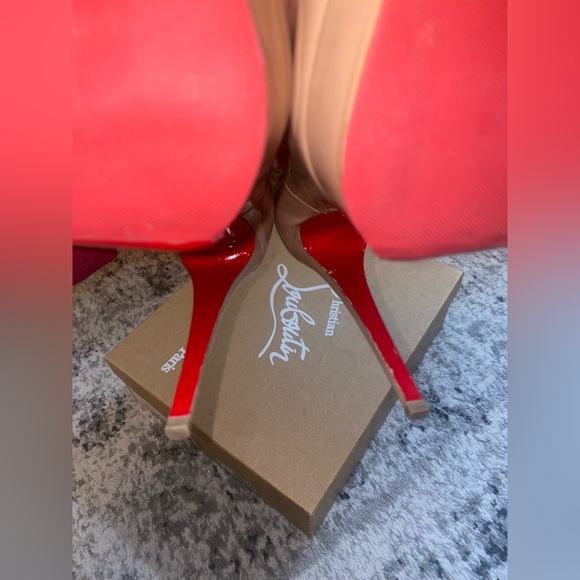 Christian Louboutin Lady Peep Nude Heel - Picture 9 of 10